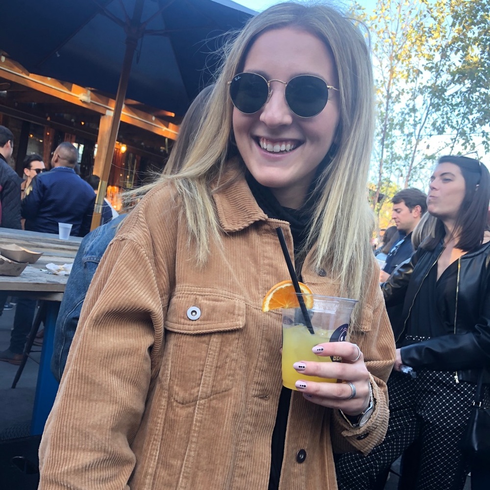 Meet your Posher, Alyssa